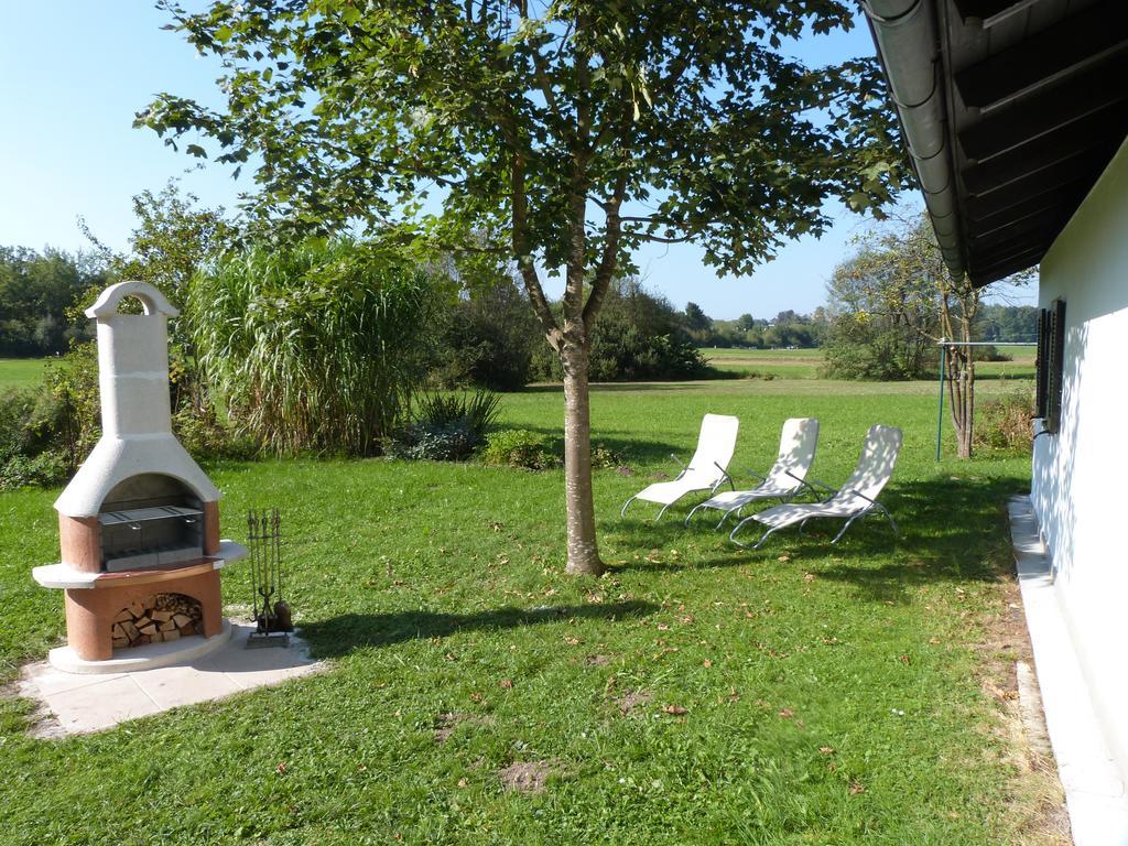 Chiemsee Comfort-Bungalow Mit Garten Rimsting Exterior photo